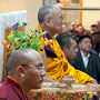 Далай-лама  молится о погибших от пожаров в России и наводнений в Пакистане и Индии