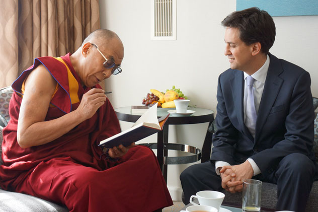 Далай-лама встретился с Аун Сан Су Чжи и выступил в лондонском Альберт-холле