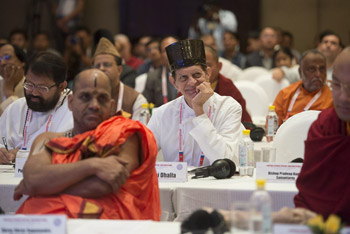 В Индии по инициативе Далай-ламы началась двухдневная межконфессиональная конференция