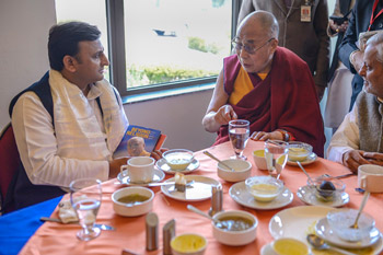 В Санкисе Далай-лама завершил учения по «Дхаммападе» 