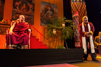 В Копенгагене Далай-лама прочел публичную лекцию «Сила через сострадание и единение»