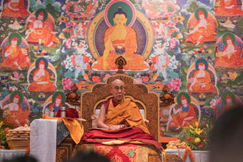 В Дели начались учения для буддистов России