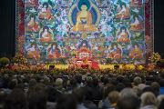 Его Святейшество Далай-лама в первый день учений для стран Балтии и России. Рига, Латвия. 23 сентября 2017 г. Фото: Тензин Чойджор (офис ЕСДЛ)