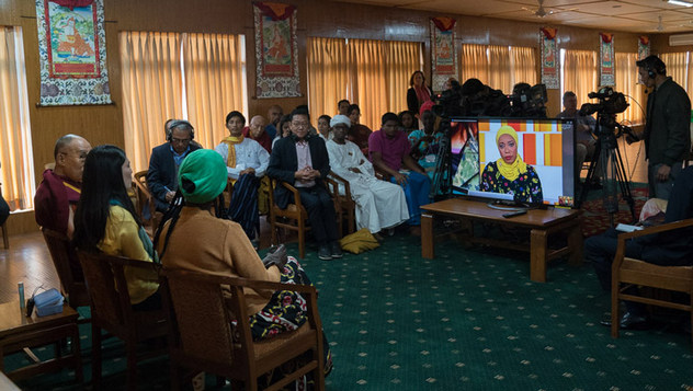 Юные миротворцы и Далай-лама приняли участие в ежедневной программе телекомпании «Аль-Джазира»